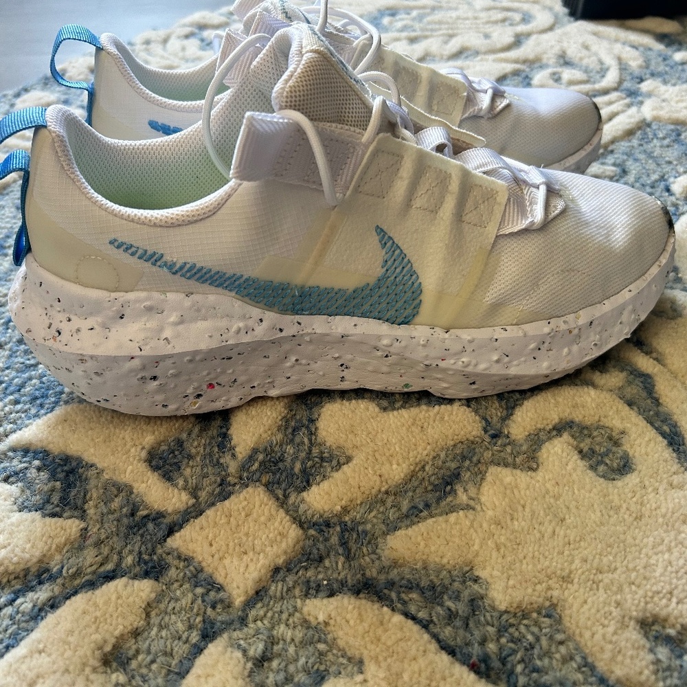 Wmns Nike Crater Impact 'White University Blue'